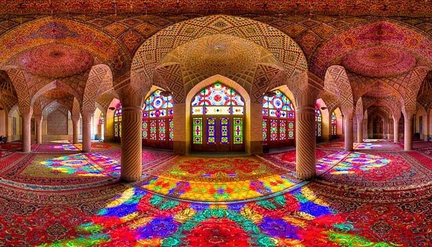 Nasir al-Mulk Mosque 
